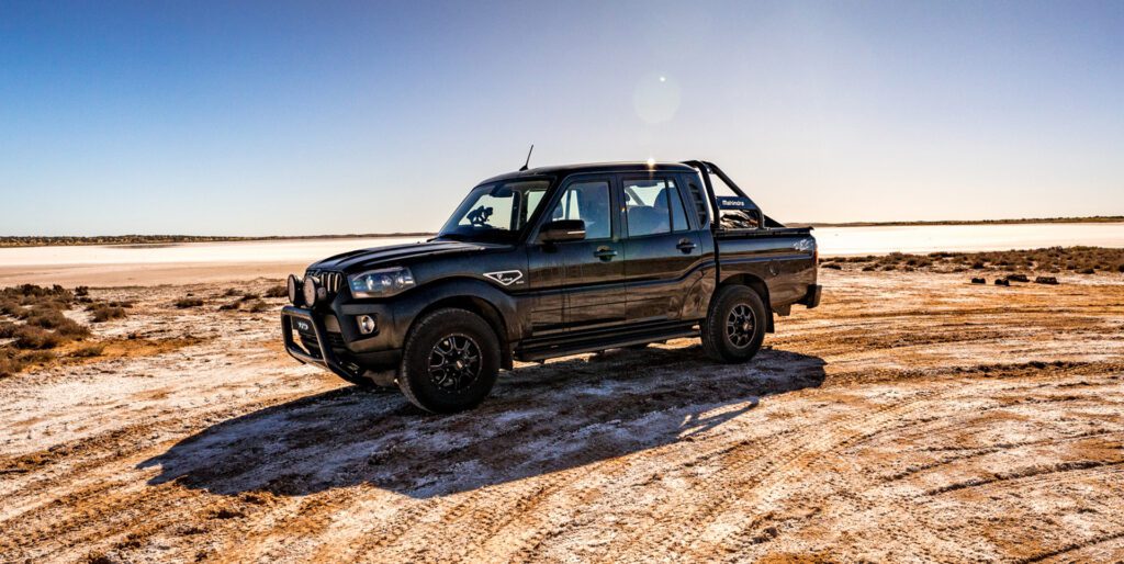 4x4 double cab bakkies for sale at Mahindra SA